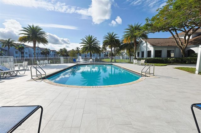 2640 S University Dr 230, Davie, FL 33328