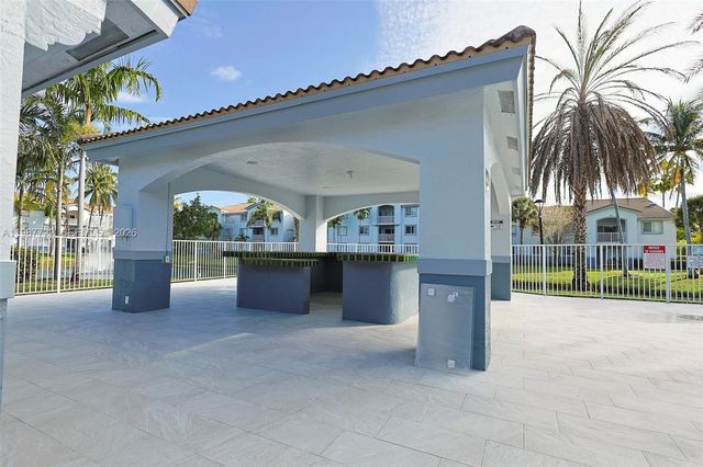 2640 S University Dr 230, Davie, FL 33328