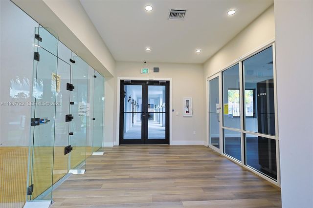 2640 S University Dr 230, Davie, FL 33328