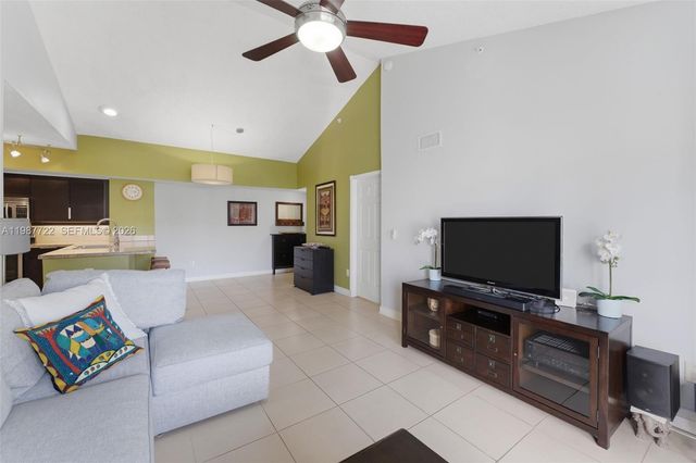 2640 S University Dr 230, Davie, FL 33328