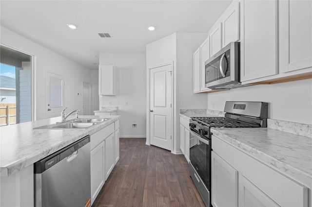 210 CONSTANZA TRL, Bastrop, TX 78602