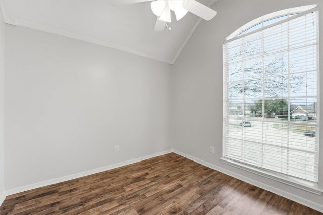 8203 Poplar Court, Baytown, TX 77523