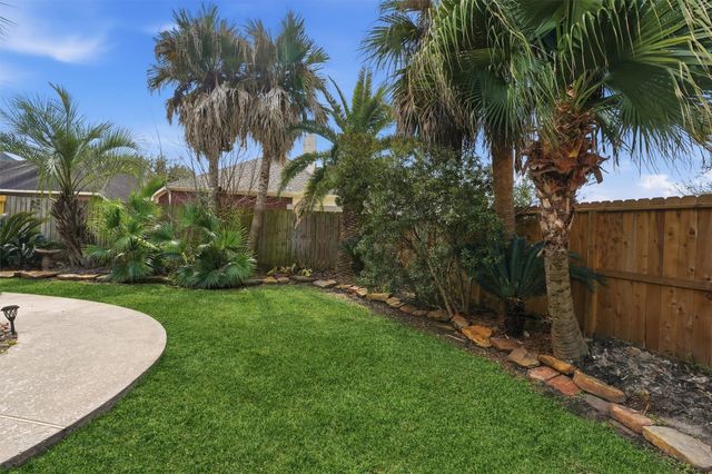 8203 Poplar Court, Baytown, TX 77523