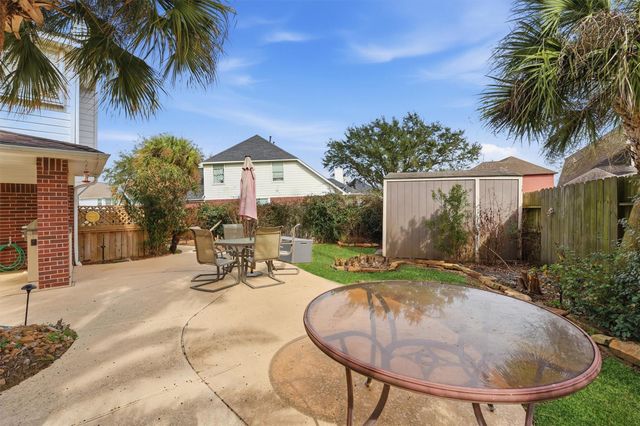 8203 Poplar Court, Baytown, TX 77523