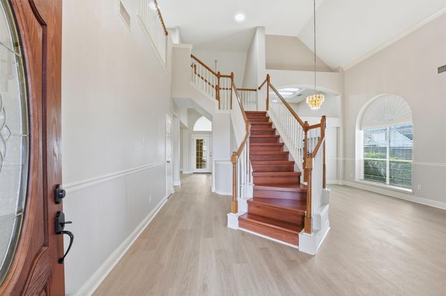 8203 Poplar Court, Baytown, TX 77523