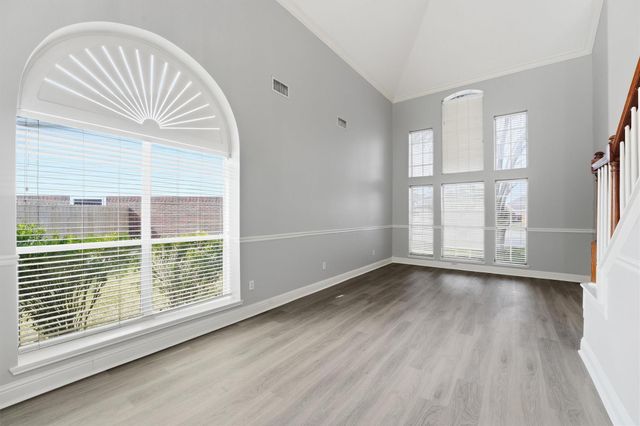 8203 Poplar Court, Baytown, TX 77523