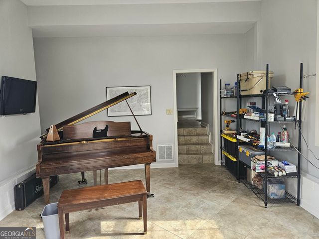 351 Moose Lodge Road, Griffin, GA 30224