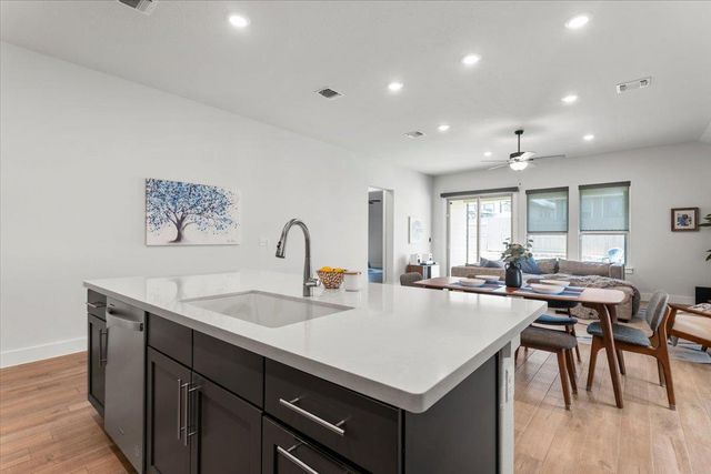 8501 Hillock TER, Austin, TX 78744