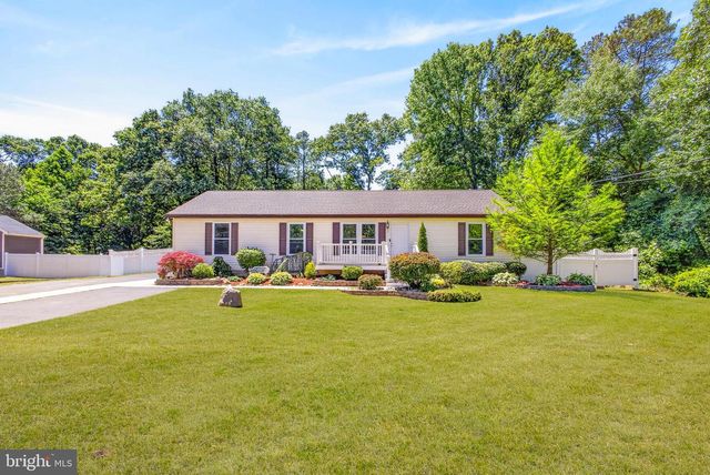 9 STORY ST, New Egypt, NJ 08533