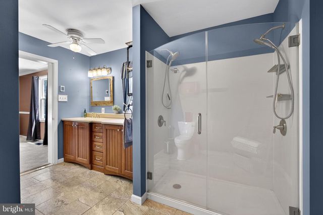 9 STORY ST, New Egypt, NJ 08533