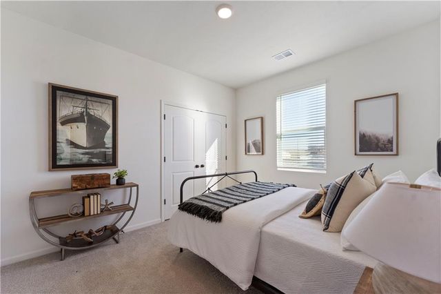 18635 W 205th Street, Spring Hill, KS 66083