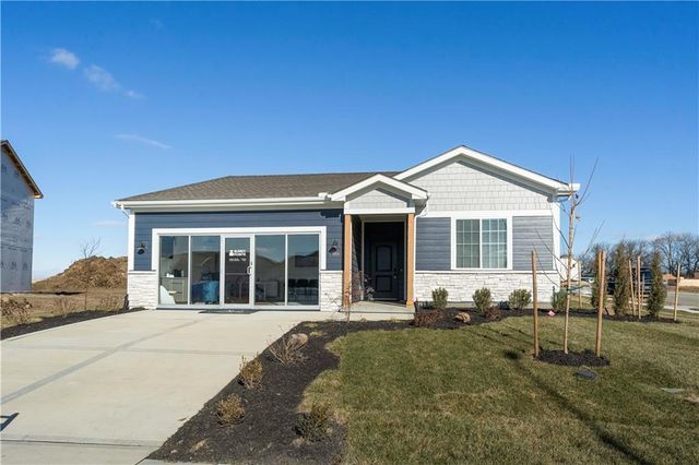 18635 W 205th Street, Spring Hill, KS 66083