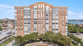250 E Harbortown Drive 102, Detroit, MI 48207