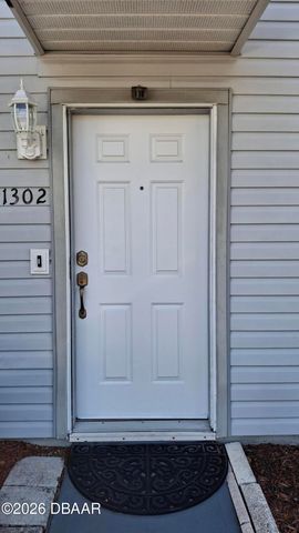 1302 Deer Springs Road, Port Orange, FL 32129