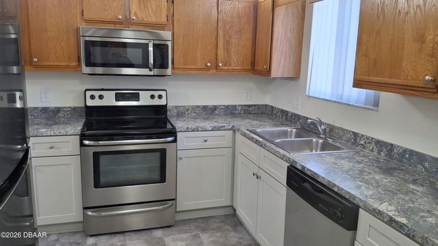 1302 Deer Springs Road, Port Orange, FL 32129