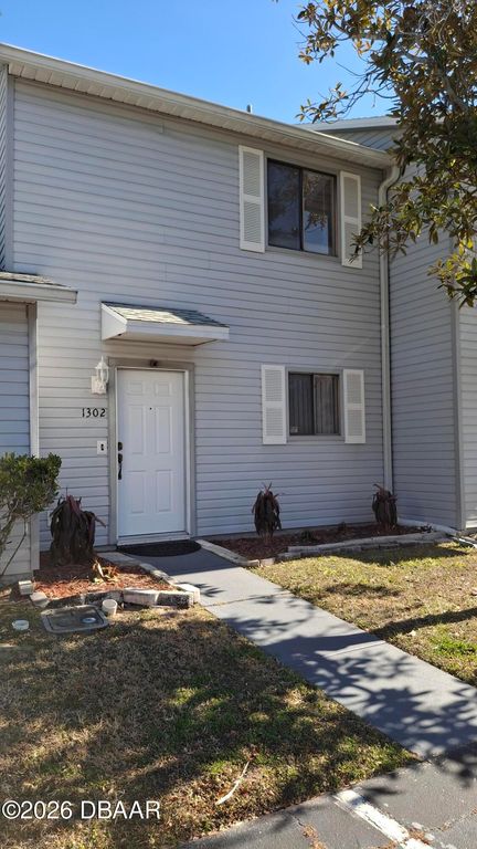 1302 Deer Springs Road, Port Orange, FL 32129