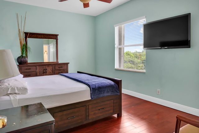 12121 70th Place N, The Acreage, FL 33412