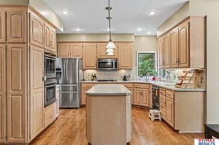 1022 Sherwood Lane, Papillion, NE 68046