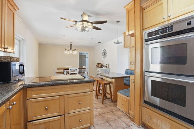 128 Barberton Road, Lake Worth, FL 33467