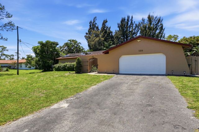 128 Barberton Road, Lake Worth, FL 33467