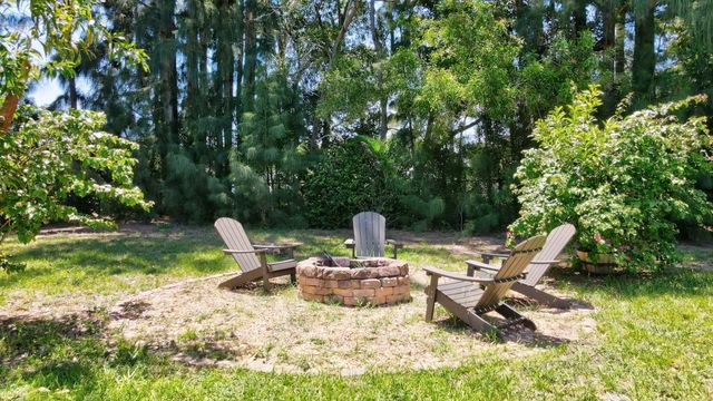 128 Barberton Road, Lake Worth, FL 33467