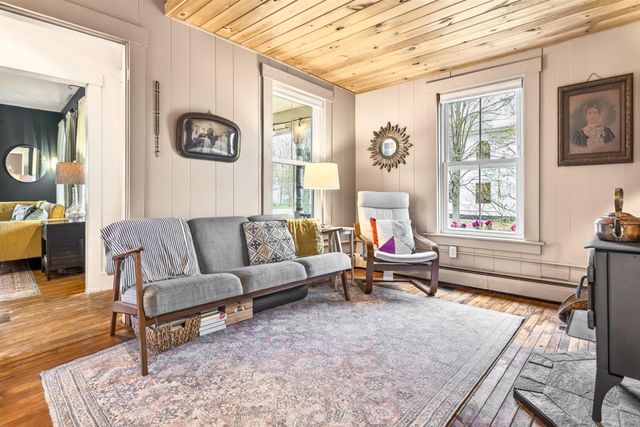 3677 US-5, Westminster, VT 05158