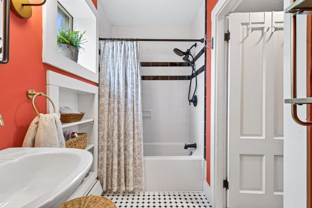 3677 US-5, Westminster, VT 05158
