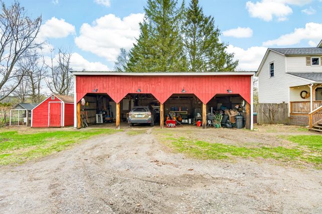 3677 US-5, Westminster, VT 05158