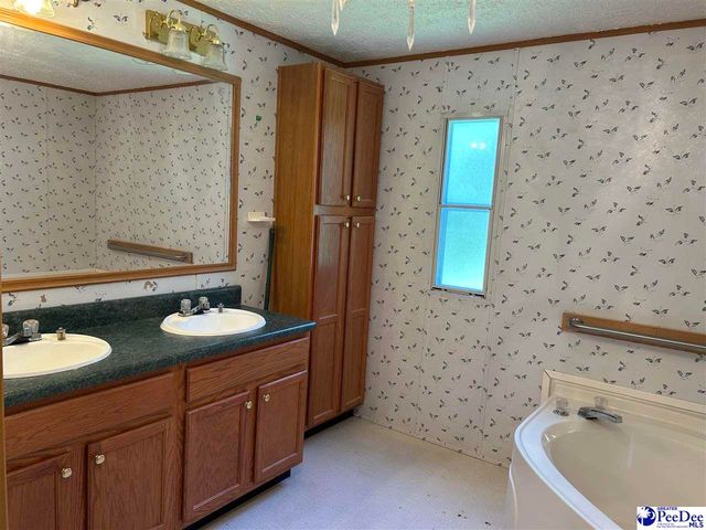 607 E Sam Harrell, Florence, SC 29501
