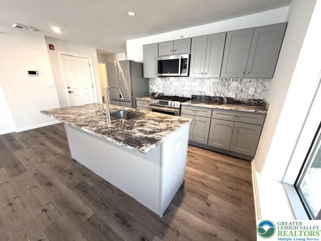 938 East 4th Street 401, Bethlehem City, PA 18015