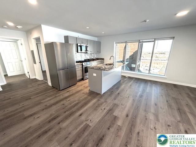 938 East 4th Street 401, Bethlehem City, PA 18015