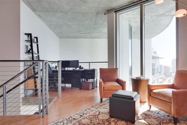 690 SW 1st Court Ph2-21, Miami, FL 33130