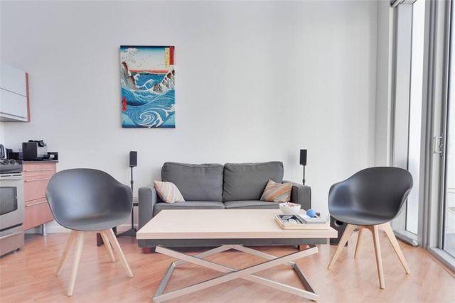 690 SW 1st Court Ph2-21, Miami, FL 33130