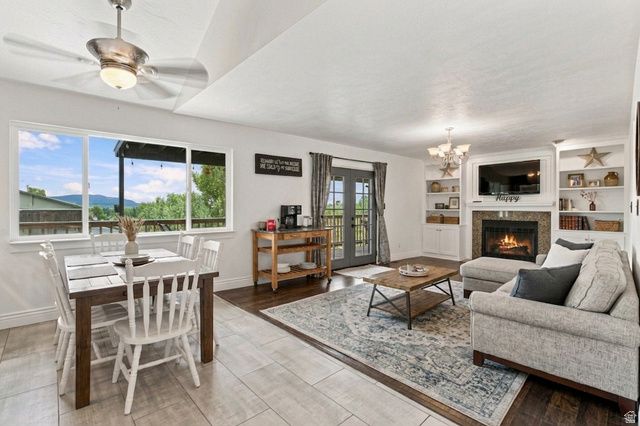 132 E 2050 N, Centerville, UT 84014