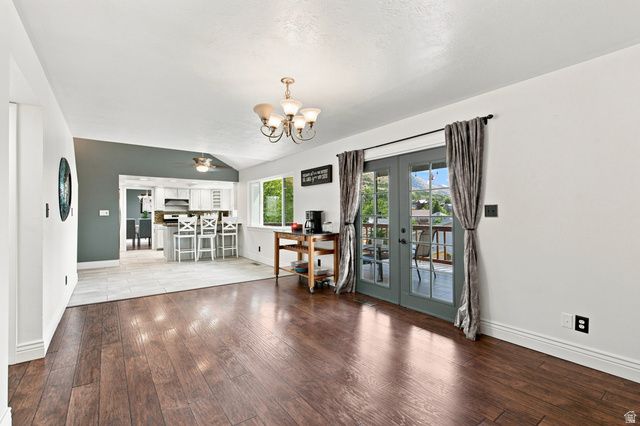 132 E 2050 N, Centerville, UT 84014