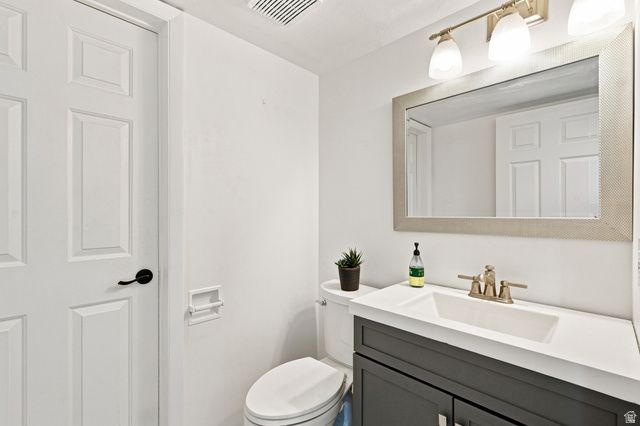 132 E 2050 N, Centerville, UT 84014