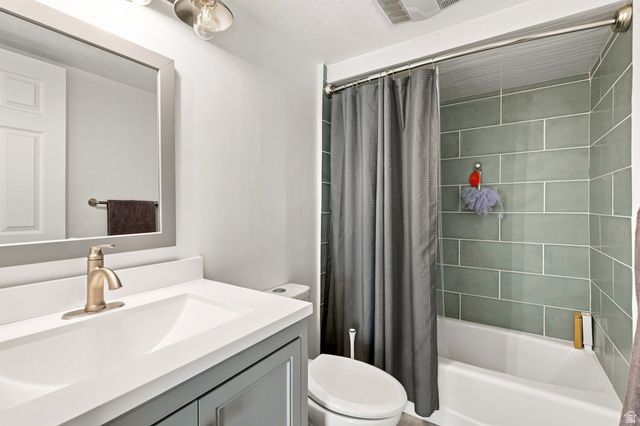 132 E 2050 N, Centerville, UT 84014