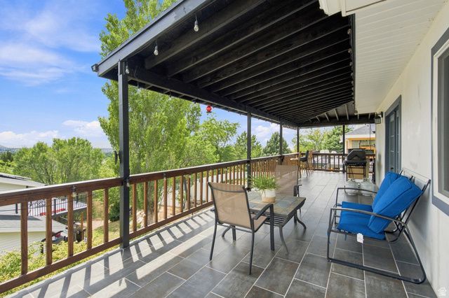 132 E 2050 N, Centerville, UT 84014