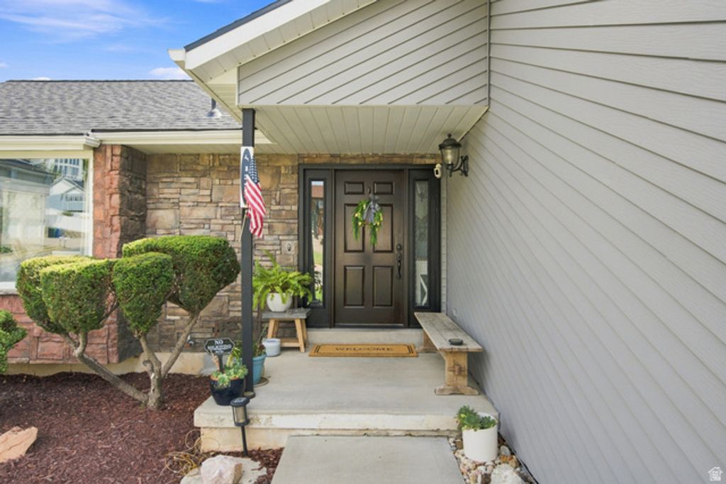 132 E 2050 N, Centerville, UT 84014 — photo 3