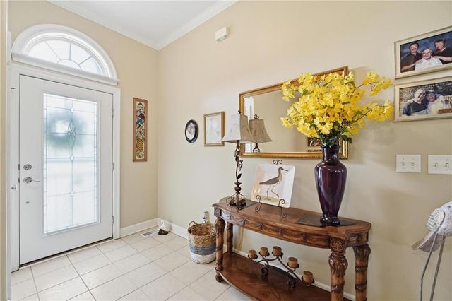 812 SW Nautica Court, Lee's Summit, MO 64082