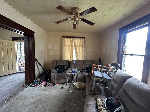 1013 W Washington Street, New Castle, PA 16101