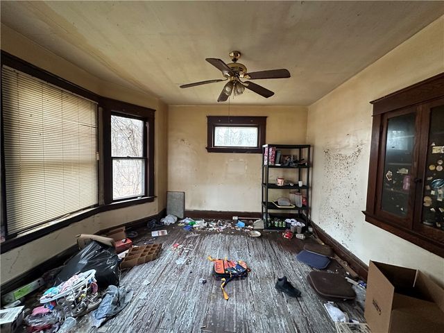 1013 W Washington Street, New Castle, PA 16101