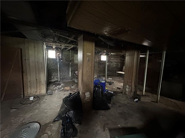 1013 W Washington Street, New Castle, PA 16101