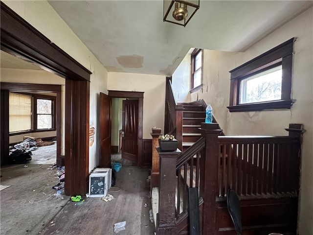 1013 W Washington Street, New Castle, PA 16101