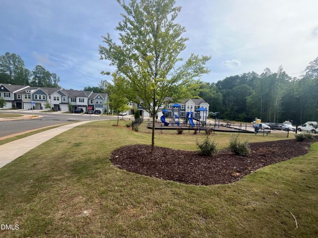 1319 Hammond Drive, Mebane, NC 27302
