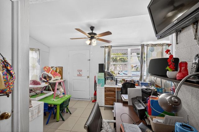 611 N BRADFORD AVENUE, Tampa, FL 33609