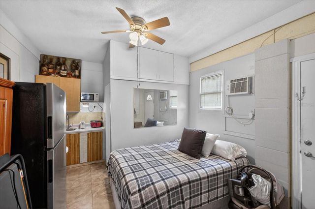 611 N BRADFORD AVENUE, Tampa, FL 33609