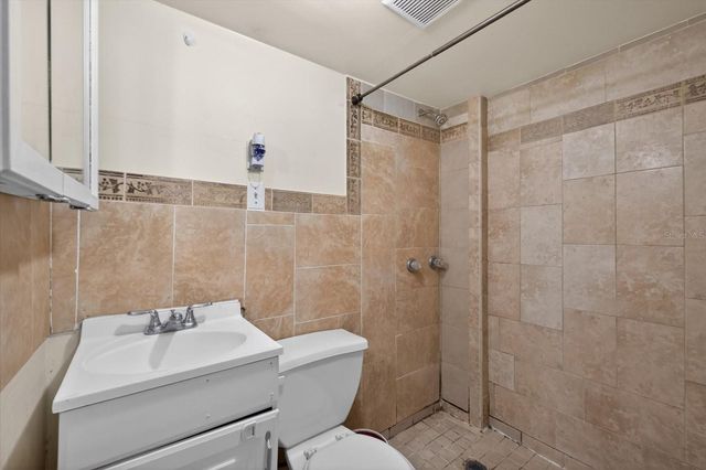 611 N BRADFORD AVENUE, Tampa, FL 33609