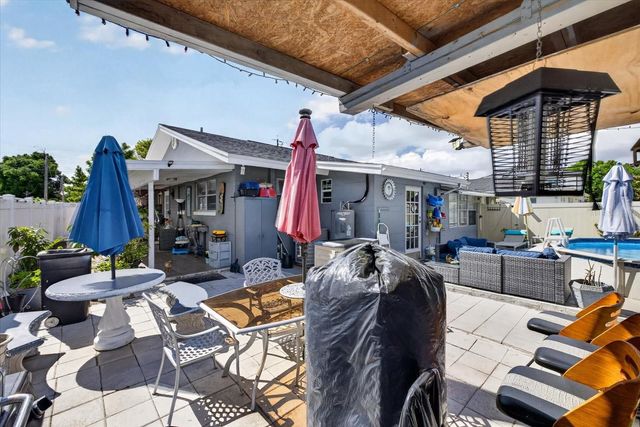 611 N BRADFORD AVENUE, Tampa, FL 33609