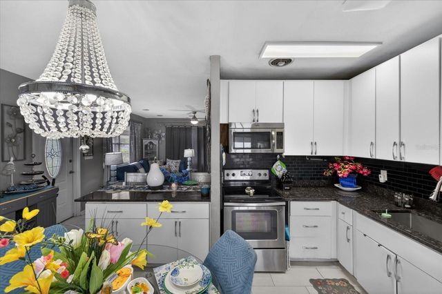 611 N BRADFORD AVENUE, Tampa, FL 33609